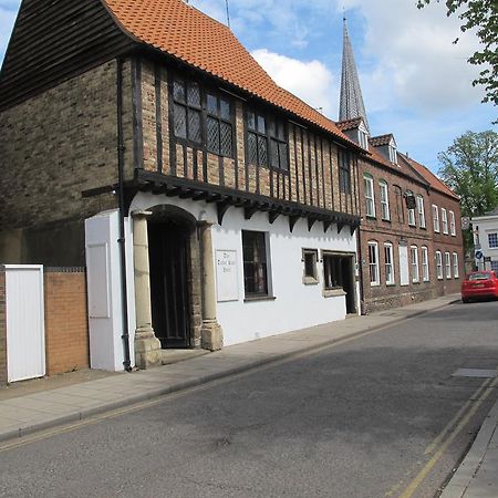 Tudor Rose Hotel Кингс Лин Екстериор снимка