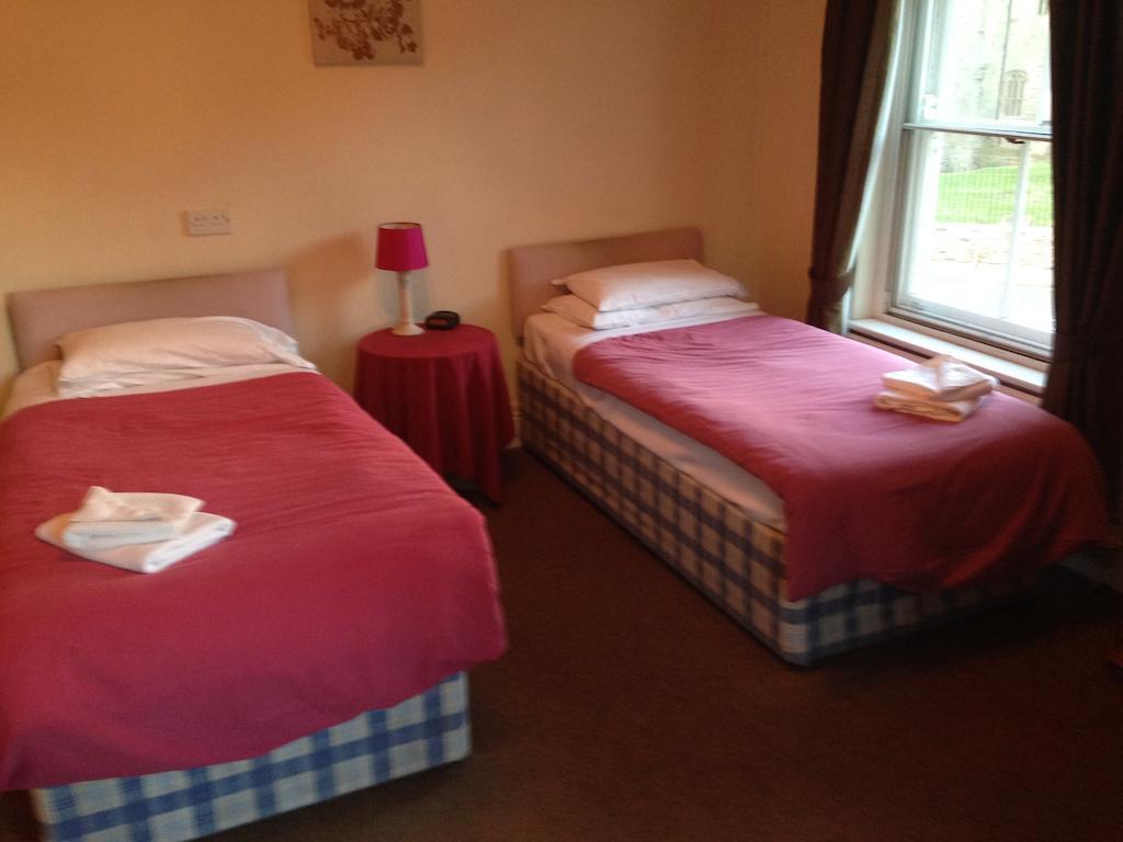 Tudor Rose Hotel Кингс Лин Стая снимка